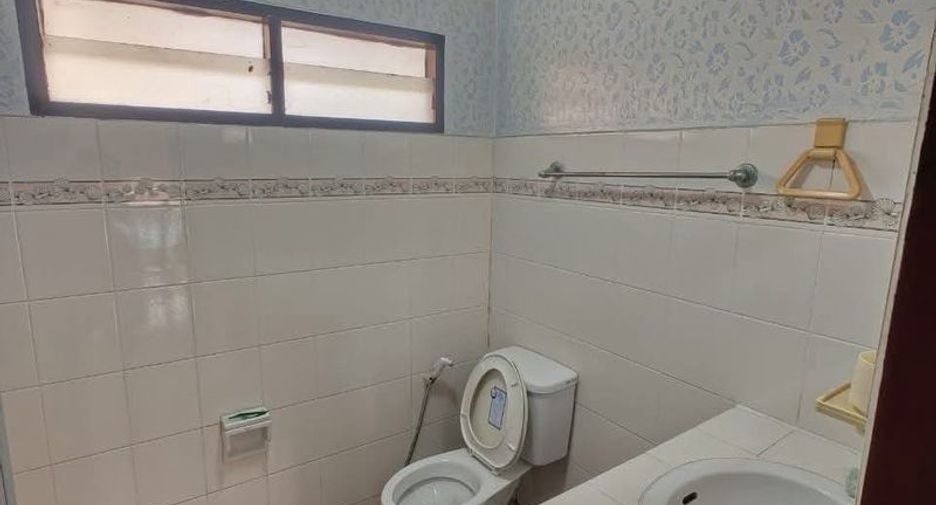 Casa en venta de 4 habitaciones en Sattahip, Chonburi
