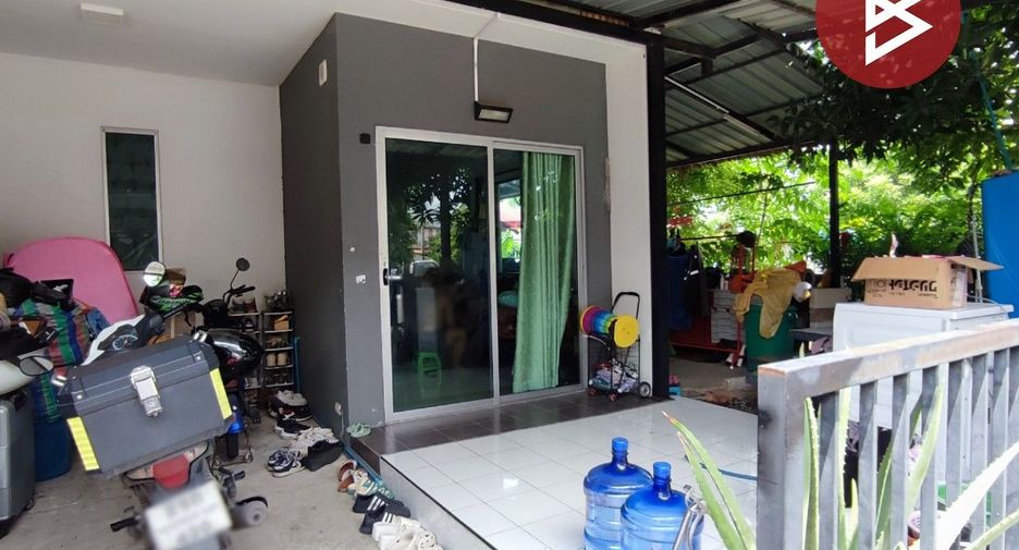 For sale 3 ベッドルーム townhouse in Khlong Luang, Pathum Thani