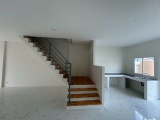 For sale 2 bedrooms townhouse in Si Racha, Chonburi
