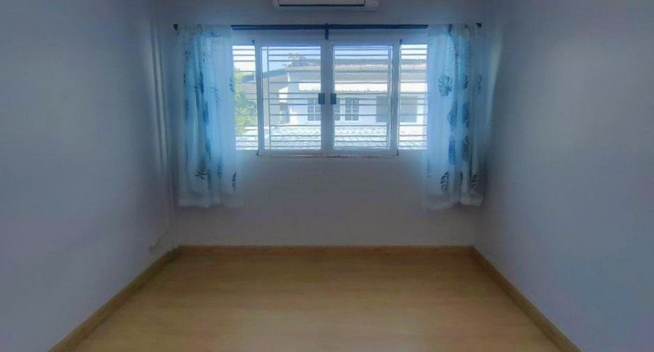 For sale 2 bedrooms townhouse in Bueng Kum, Bangkok