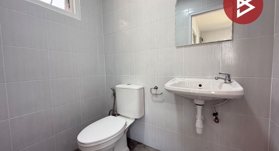 For sale studio house in Mueang Nakhon Pathom, Nakhon Pathom