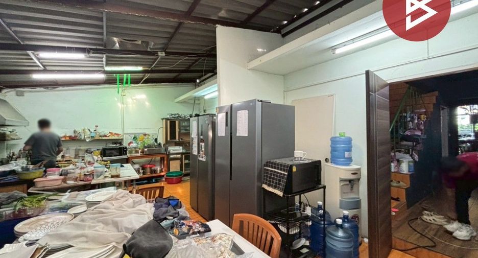 For sale 2 bedrooms retail Space in Mueang Rayong, Rayong