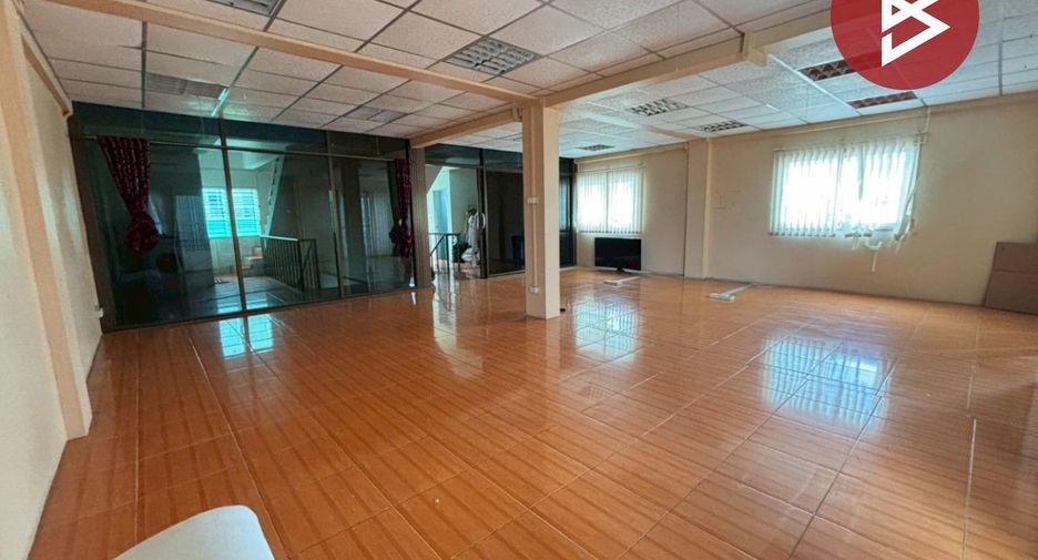 For sale 2 bedrooms retail Space in Mueang Rayong, Rayong
