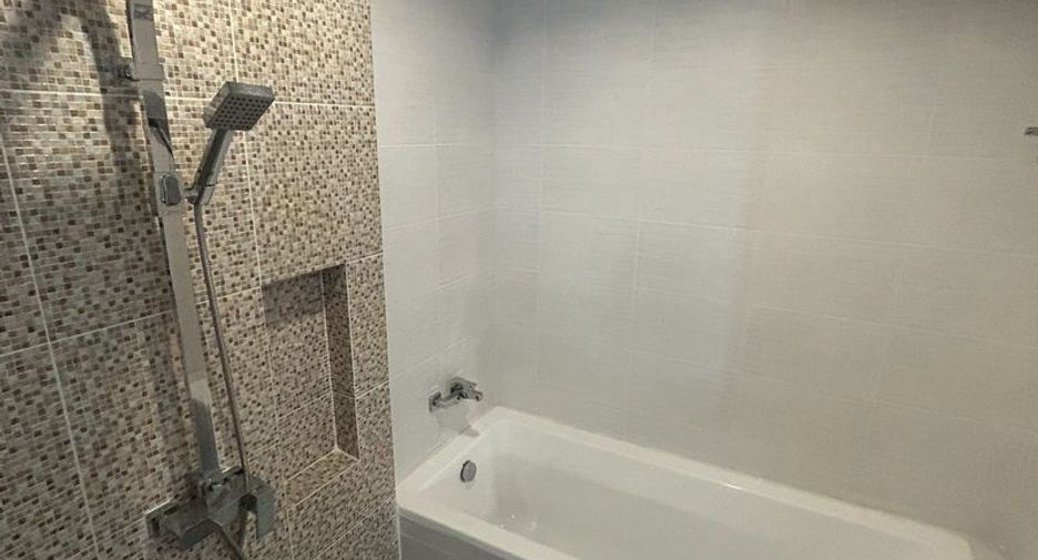 À louer 1 chambre condo à Si Racha, Chonburi