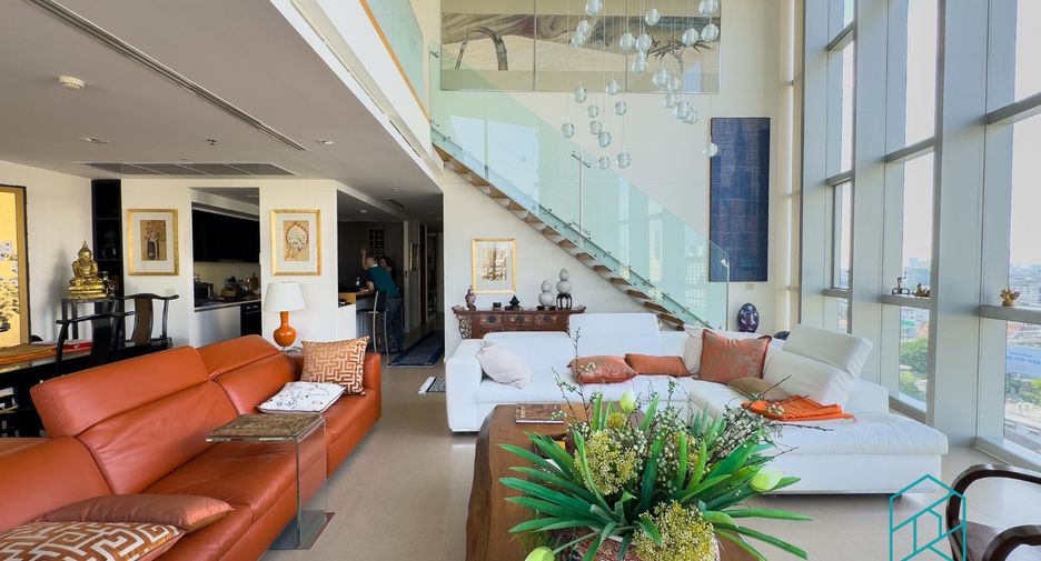 For sale 4 bedrooms condo in Sathon, Bangkok