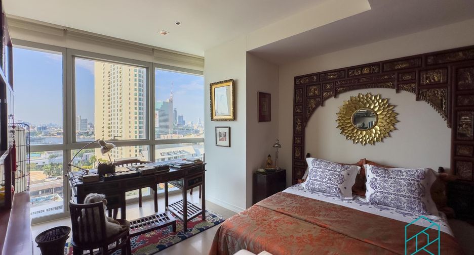 For sale 4 bedrooms condo in Sathon, Bangkok