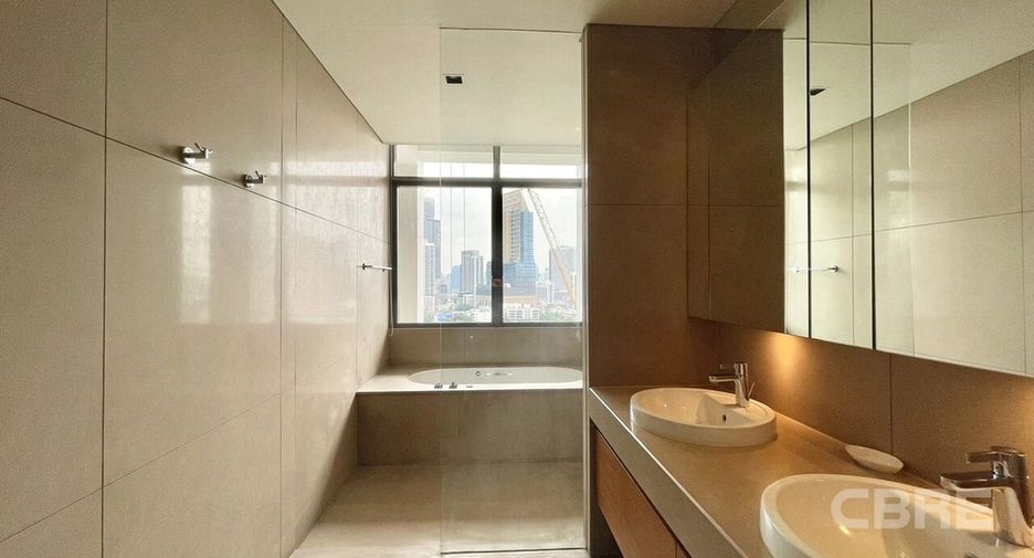 Condo en venta de 2 habitaciones en Sathon, Bangkok
