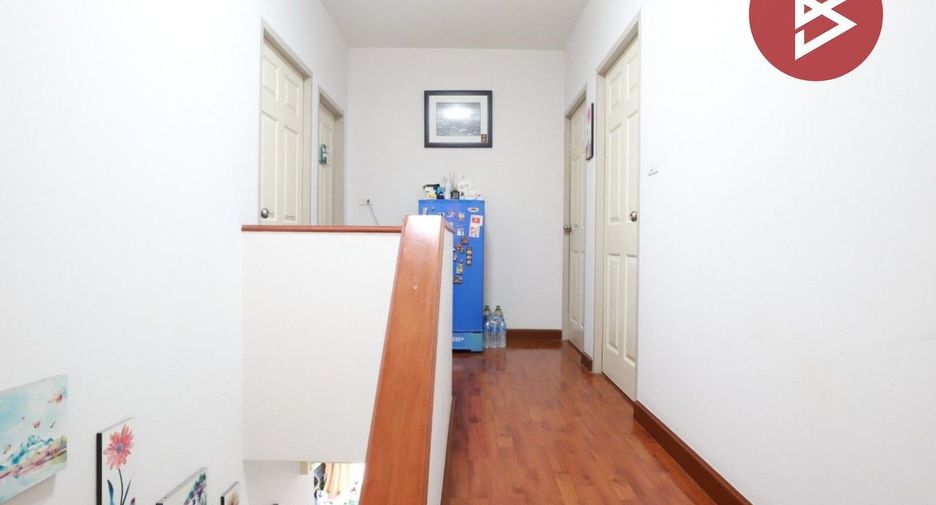 For sale 3 bedrooms house in Mueang Samut Prakan, Samut Prakan
