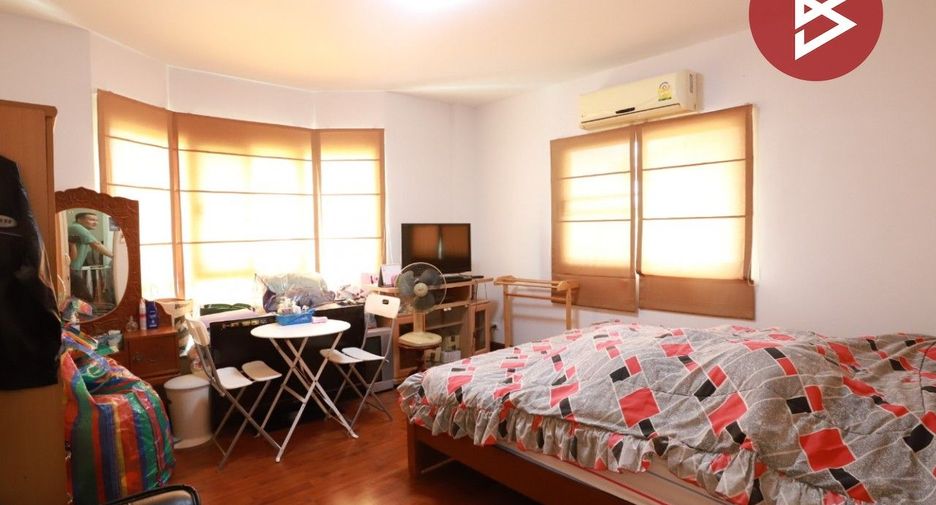 For sale 3 bedrooms house in Mueang Samut Prakan, Samut Prakan
