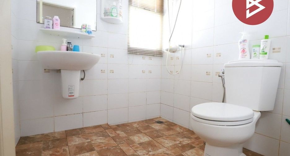 For sale 3 bedrooms house in Mueang Samut Prakan, Samut Prakan
