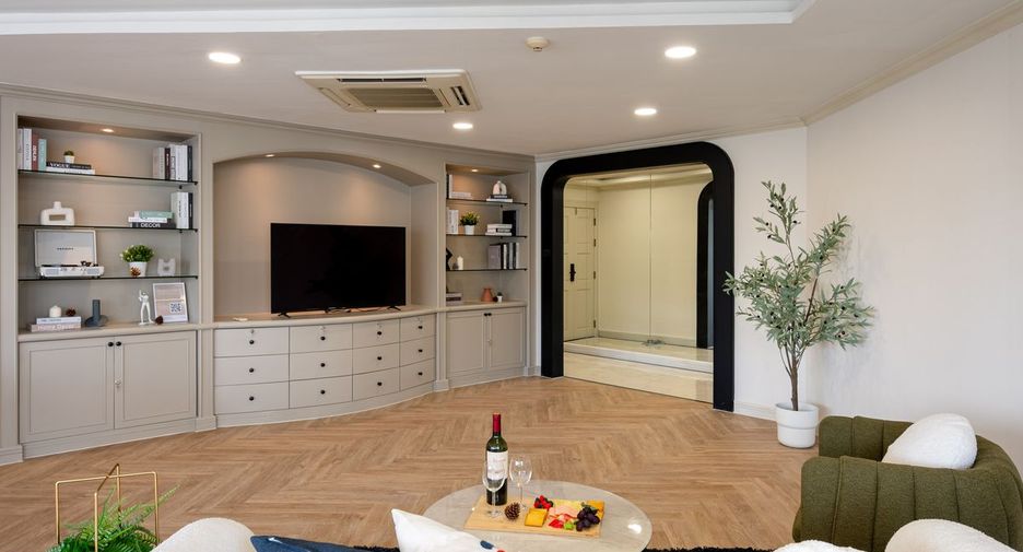 Wohnung zum Kauf mit 3 Zimmer in Watthana, Bangkok