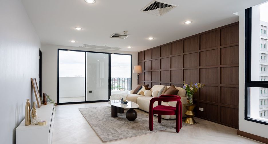 Wohnung zum Kauf mit 3 Zimmer in Watthana, Bangkok