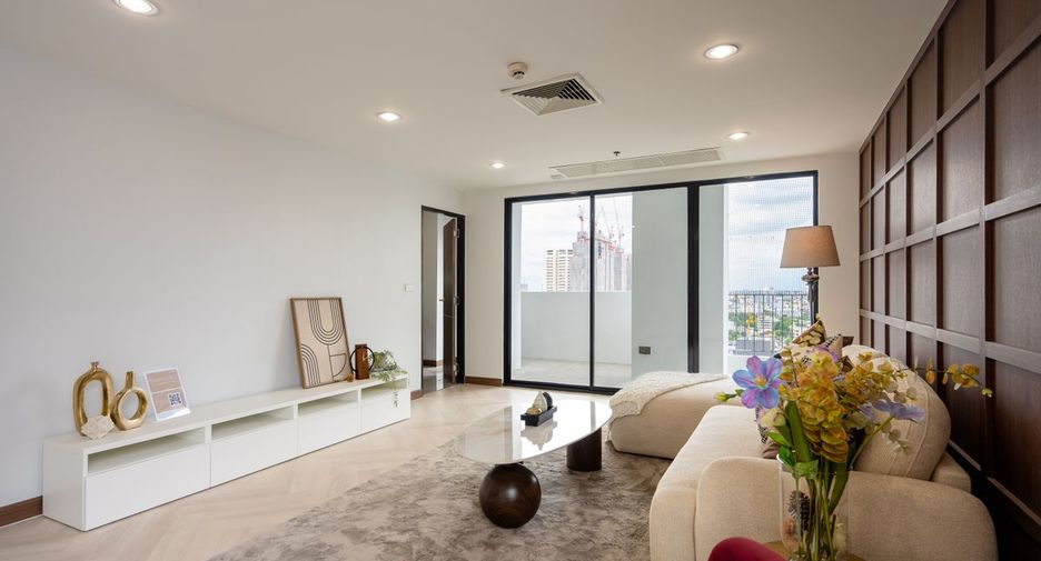 Wohnung zum Kauf mit 3 Zimmer in Watthana, Bangkok