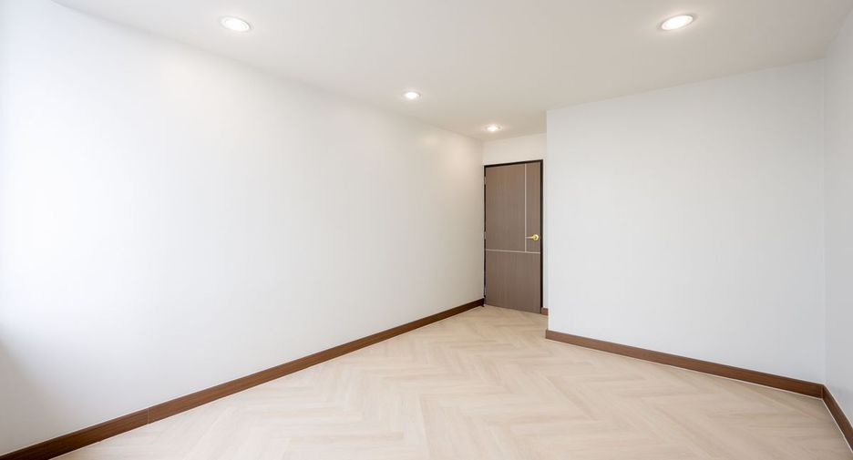 Wohnung zum Kauf mit 3 Zimmer in Watthana, Bangkok