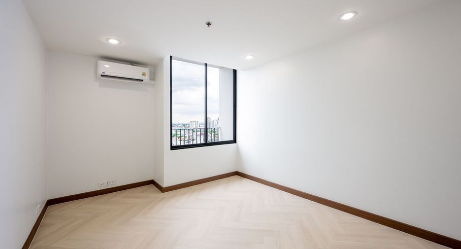 Wohnung zum Kauf mit 3 Zimmer in Watthana, Bangkok