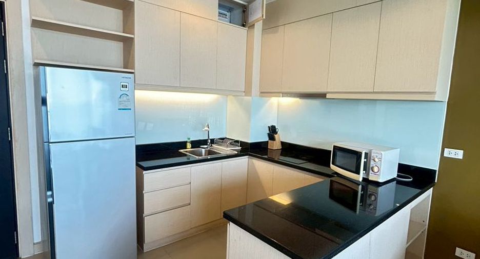 Condo en alquiler de 1 habitaciones en Si Racha, Chonburi