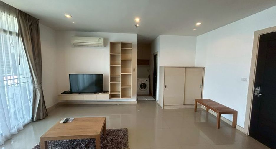 Condo en alquiler de 1 habitaciones en Si Racha, Chonburi