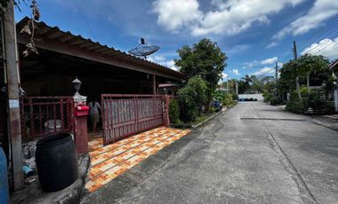 Casa en venta de 3 habitaciones en Lat Krabang, Bangkok