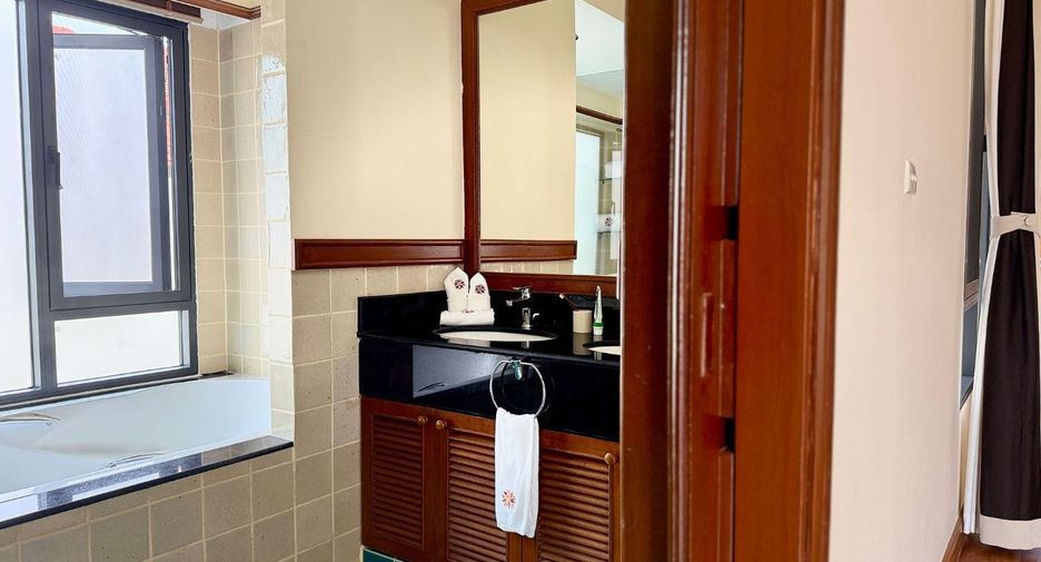 For rent 4 bedrooms villa in Thalang, Phuket