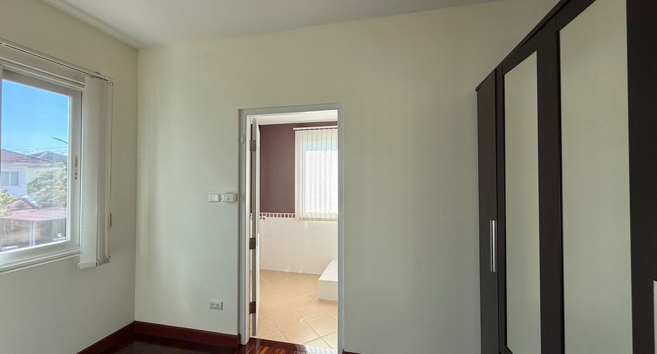 For sale 3 bedrooms house in San Sai, Chiang Mai