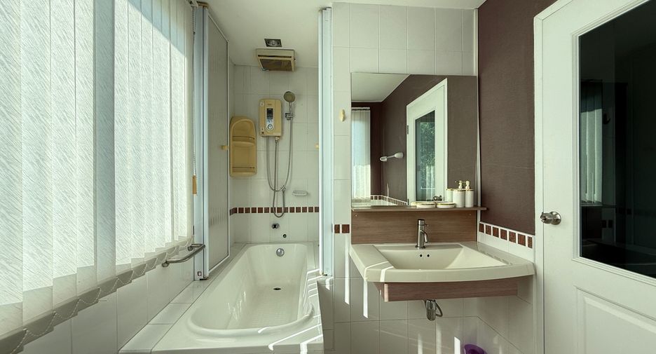 For sale 3 bedrooms house in San Sai, Chiang Mai