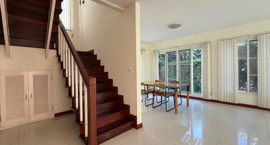 For sale 3 bedrooms house in San Sai, Chiang Mai
