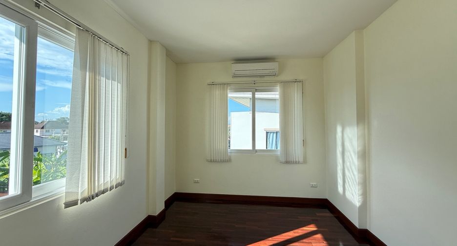 For sale 3 bedrooms house in San Sai, Chiang Mai