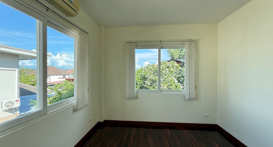 For sale 3 bedrooms house in San Sai, Chiang Mai