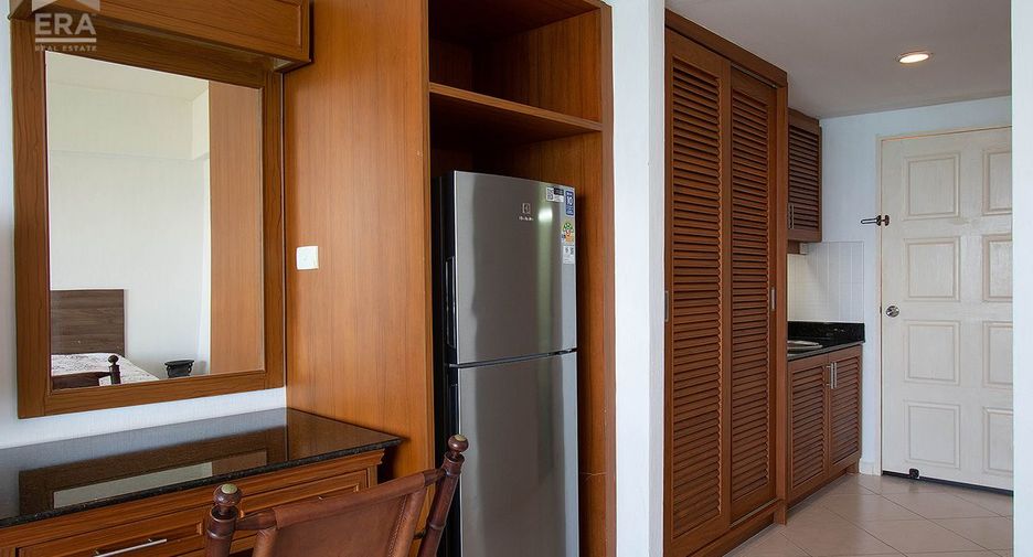 For sale 1 bed condo in Mueang Rayong, Rayong