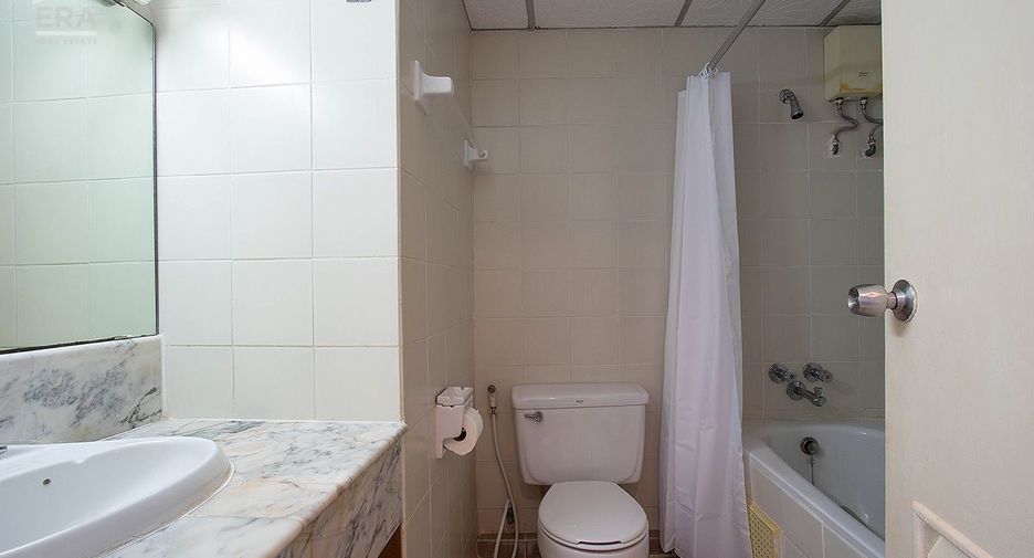 For sale 1 bed condo in Mueang Rayong, Rayong