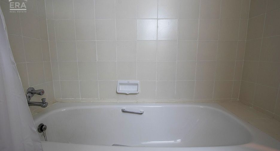 For sale 1 bed condo in Mueang Rayong, Rayong