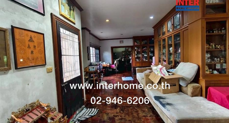 Haus zum Kauf mit 6 Zimmer in Thanyaburi, Pathum Thani
