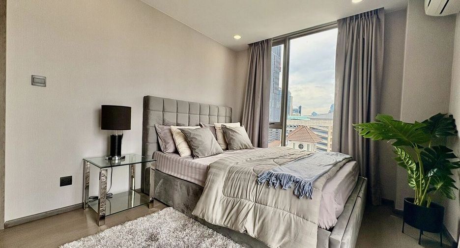 For rent 2 bedrooms condo in Pathum Wan, Bangkok