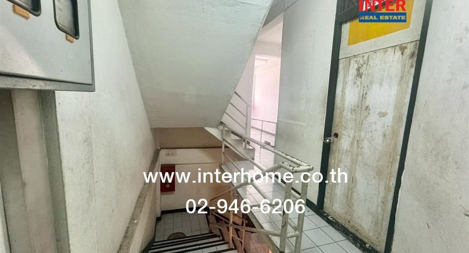 Local comercial en venta de 15 habitaciones en Bang Kho Laem, Bangkok
