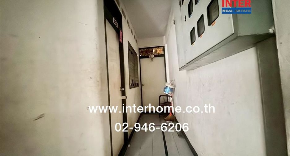 Local comercial en venta de 15 habitaciones en Bang Kho Laem, Bangkok