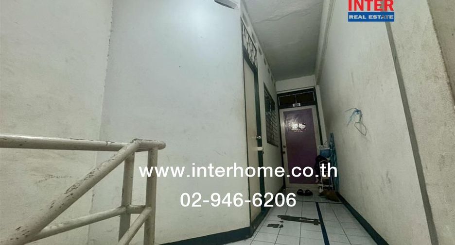 Local comercial en venta de 15 habitaciones en Bang Kho Laem, Bangkok