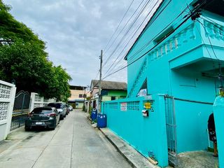 出售 8 卧室 公寓式住宅 在 Mueang Samut Prakan, Samut Prakan