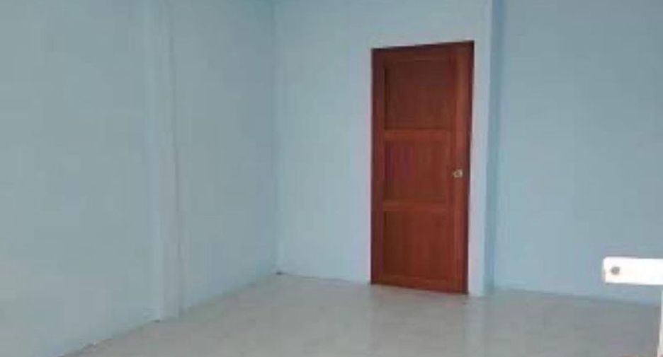 À vendre 8 chambres appartement à Mueang Samut Prakan, Samut Prakan
