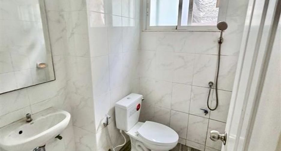 出售 4 卧室 独立屋 在 Bueng Kum, 曼谷