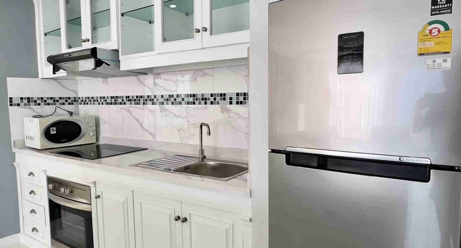 For sale 1 bed condo in Bang Lamung, Chonburi