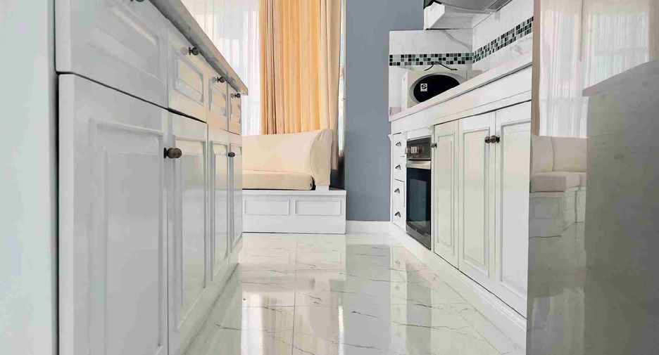 For sale 1 bed condo in Bang Lamung, Chonburi