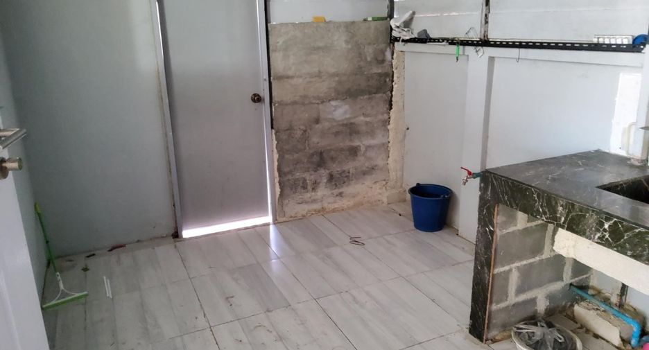 For sale 3 bedrooms house in Phan Thong, Chonburi