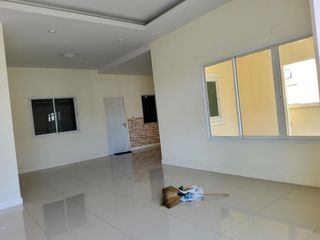 For sale 3 bedrooms house in Phan Thong, Chonburi