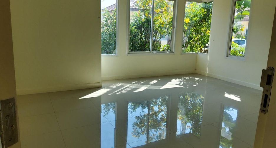 For sale 3 bedrooms house in Phan Thong, Chonburi