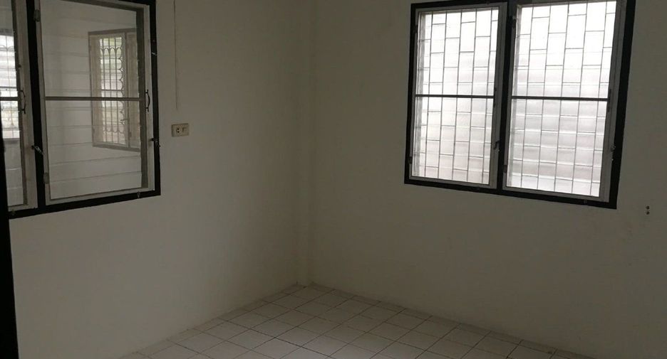 For sale 6 bedrooms house in Phan Thong, Chonburi
