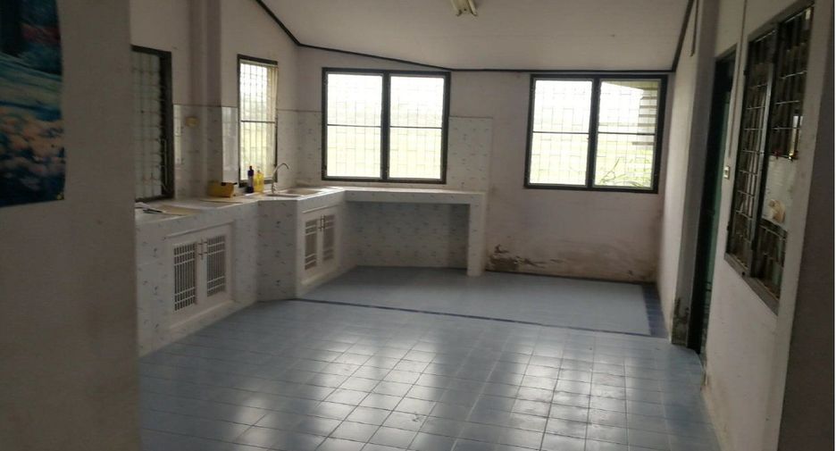 For sale 6 bedrooms house in Phan Thong, Chonburi