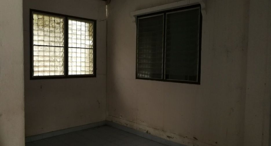 For sale 6 bedrooms house in Phan Thong, Chonburi