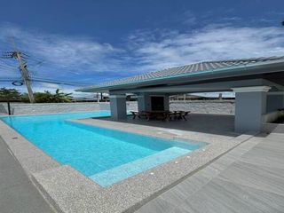 For sale 5 bedrooms house in Bang Lamung, Chonburi