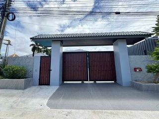 For sale 5 bedrooms house in Bang Lamung, Chonburi
