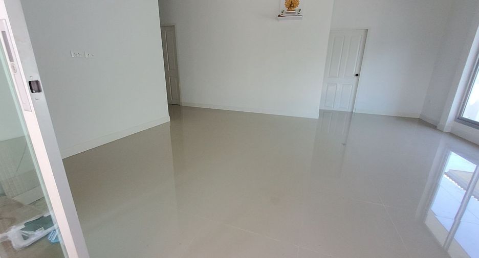 Продажа 3 спальни дом в Phan Thong, Чонбури